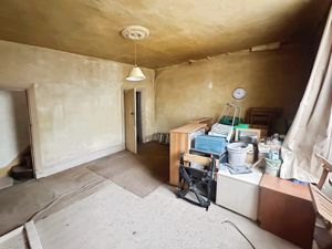 Dining Room- click for photo gallery